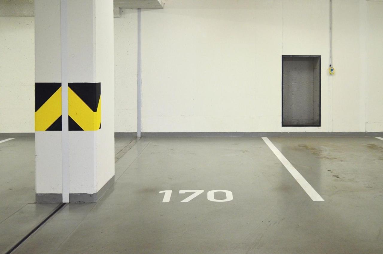 Apartment With Free Parking In Praha Eksteriør bilde