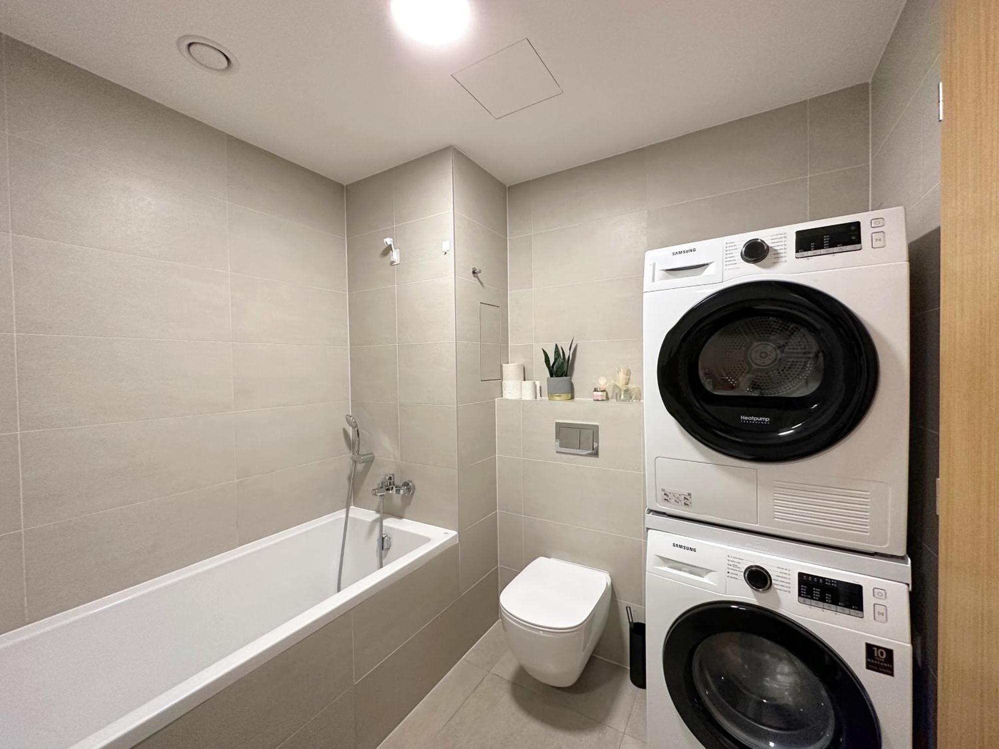 Apartment With Free Parking In Praha Eksteriør bilde